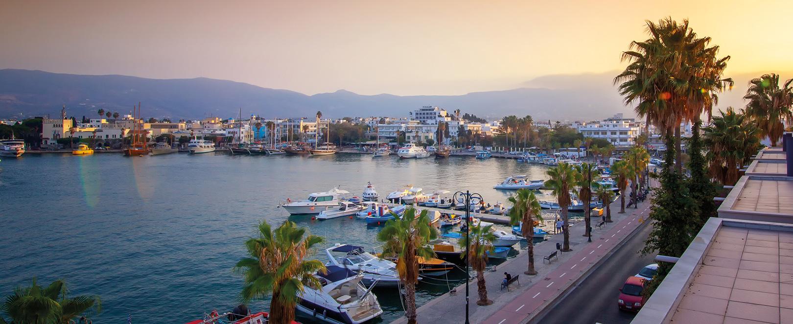 coucher de soleil sur le port de kos