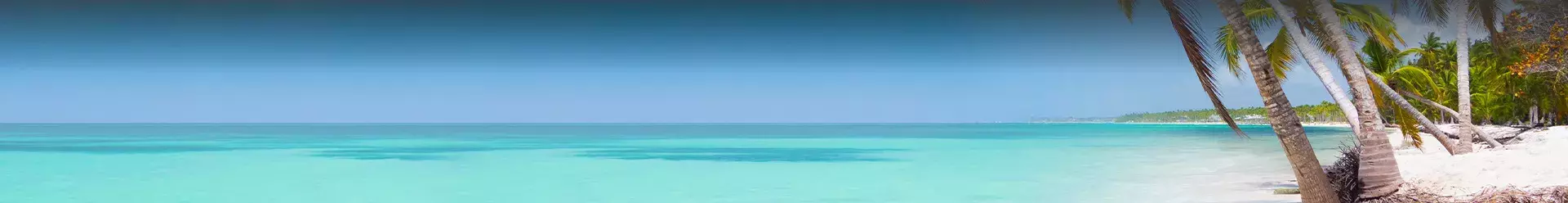 plage avec eau turquoise