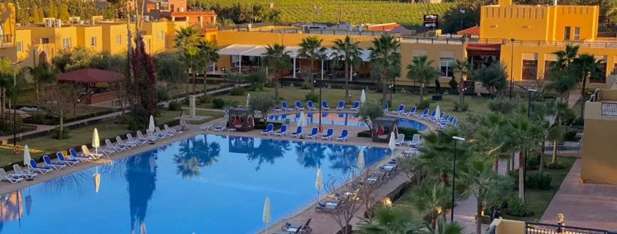 vue d'ensemble piscine