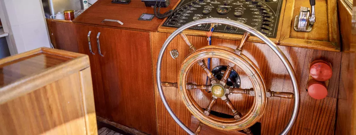 volant du bateau