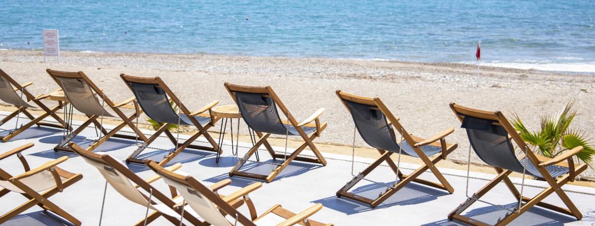 transats sur la plage 