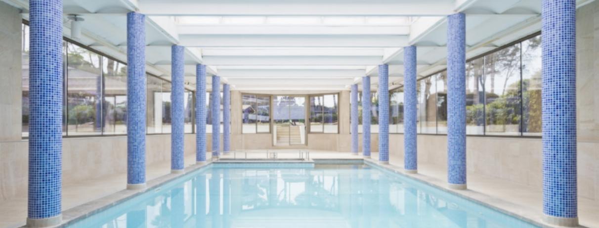 piscine intérieure