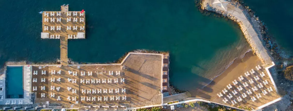 vue aérienne de hôtel et de la plage