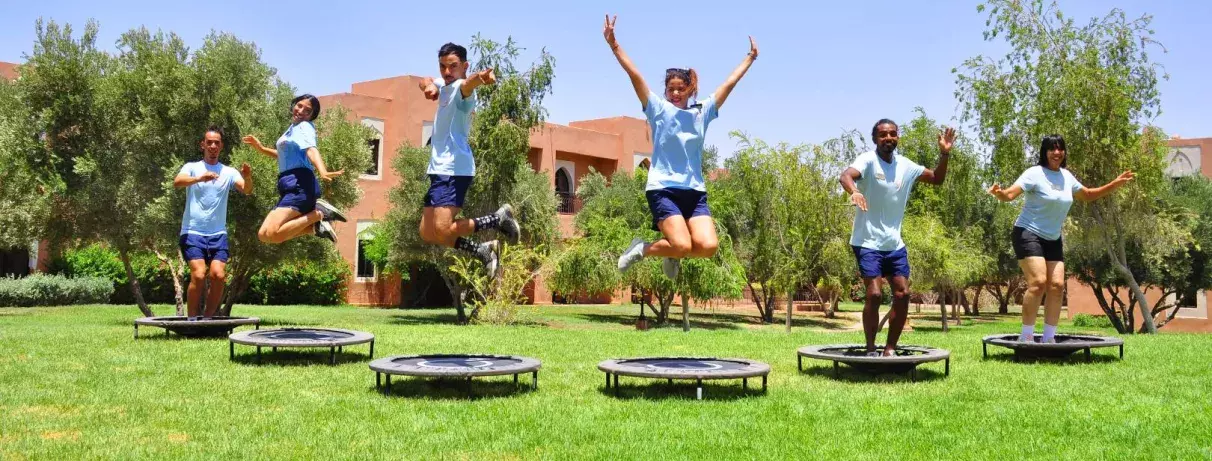 animation par l'équipe mondi club sur des notoires au jardin de l'hôtel au solei