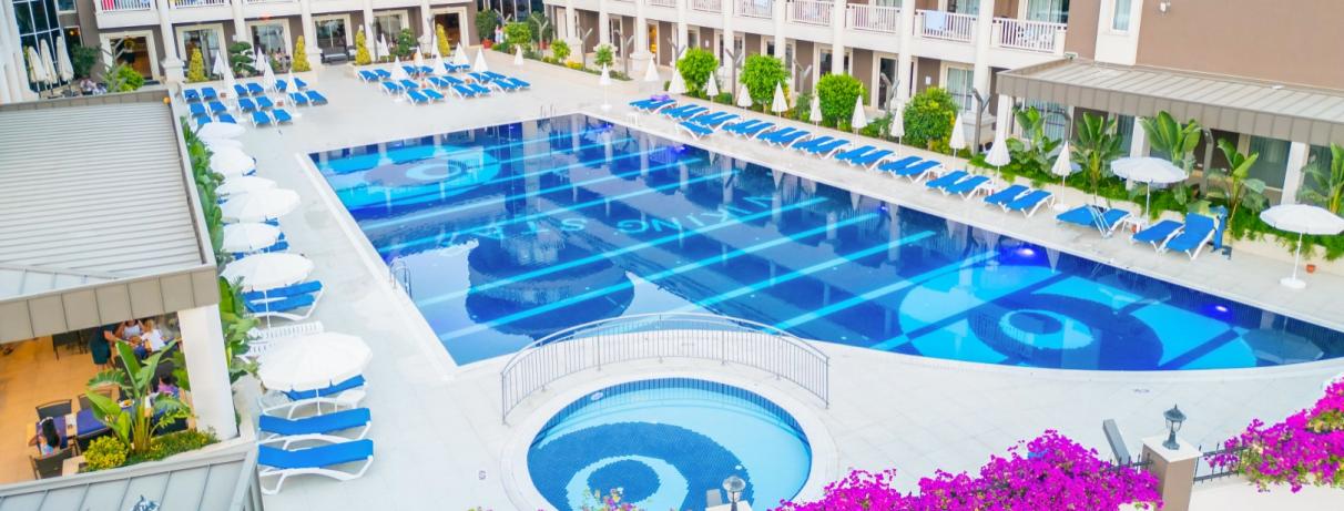 piscine extérieure