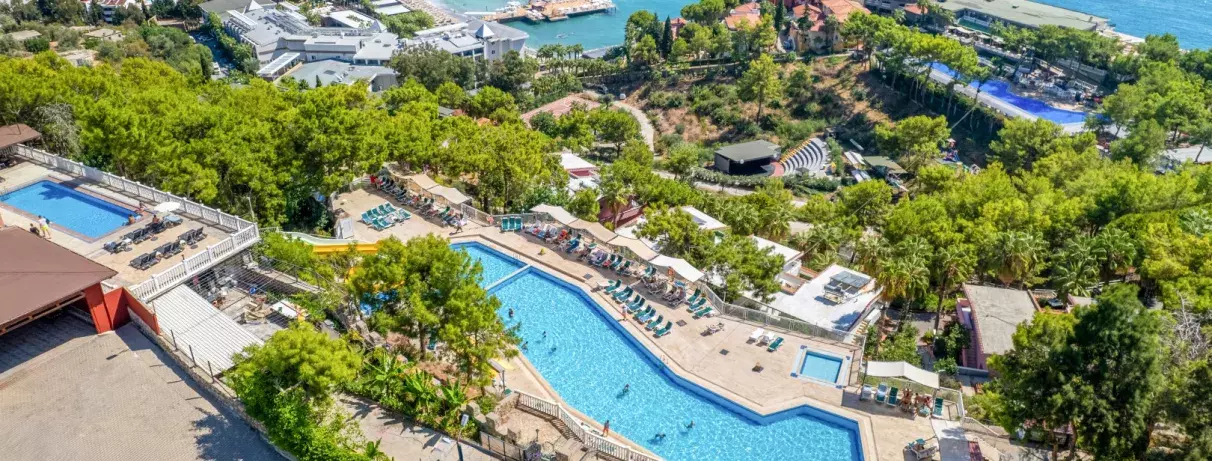 vue d'ensemble piscine 