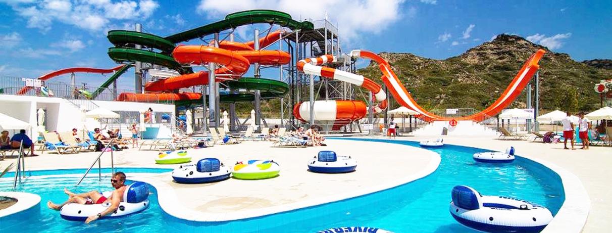 Aquapark avec bouées 