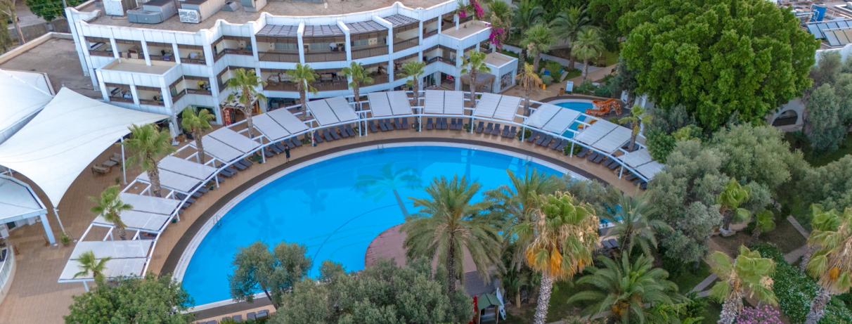 vue d'ensemble piscine 