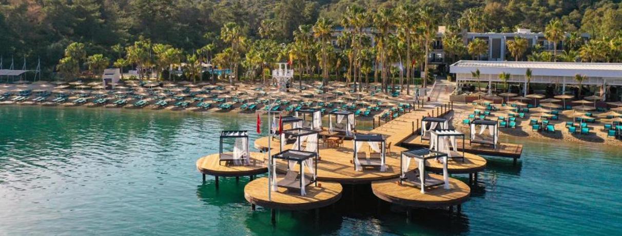 plage + hôtel