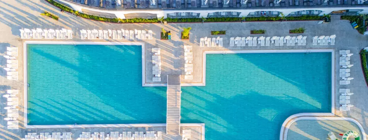 vue d'ensemble piscine 