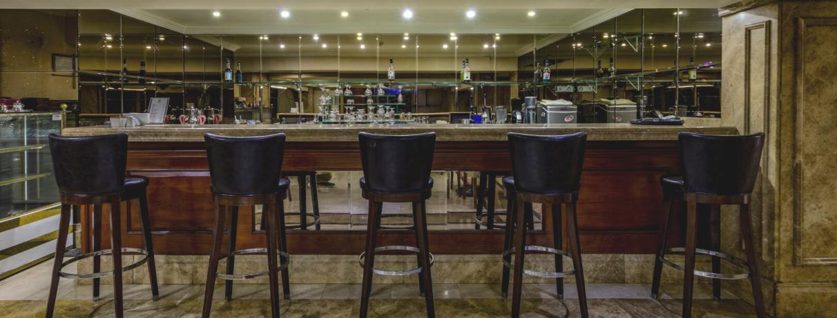 lobby bar 