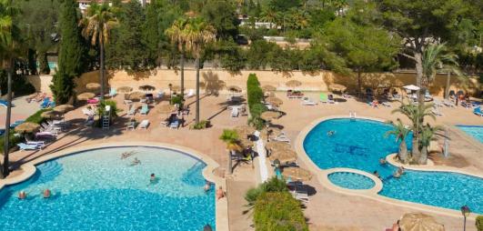 vue d'ensemble piscine