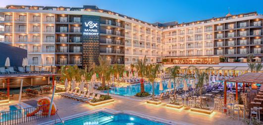 hotel + piscine