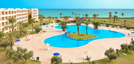 hotel + piscine + plage