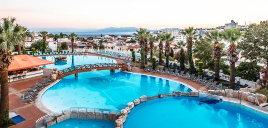 vue d'ensemble piscine 