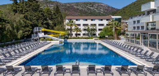 vue d'ensemble piscine 