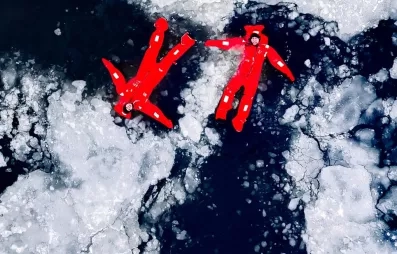 ice floating 