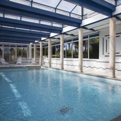 piscine intérieure