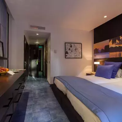 chambre avec 2 lits collés