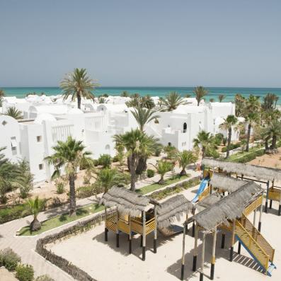 vue sur les bungalows blancs