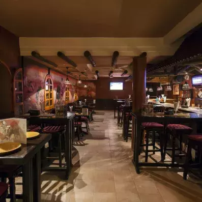 restaurant tables hautes