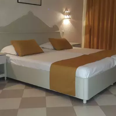chambre avec 2 lits collés