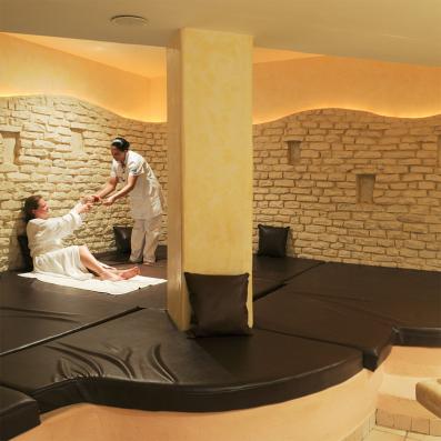 salle de repos dans centre de spa