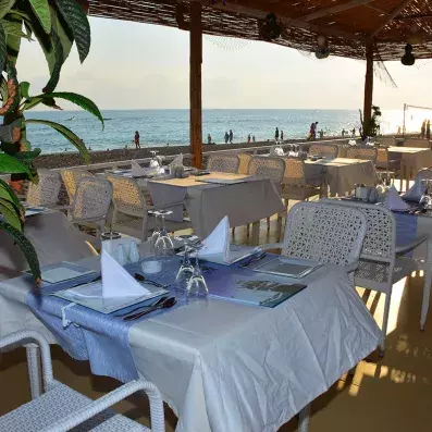restaurant bord de mer