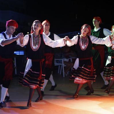 danseuses folkloriques