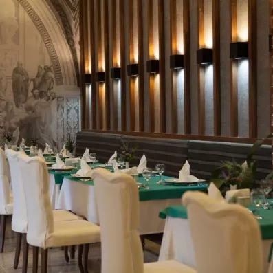 salle de restaurant principal 