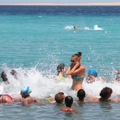 groupe dans la mer