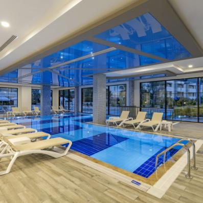 piscine intérieure
