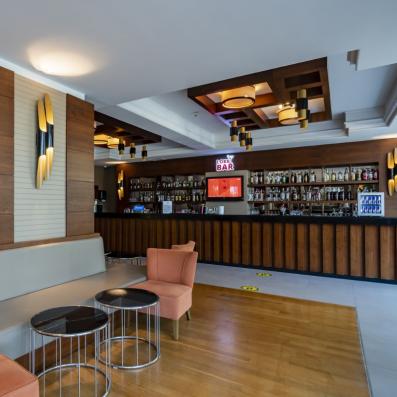 bar