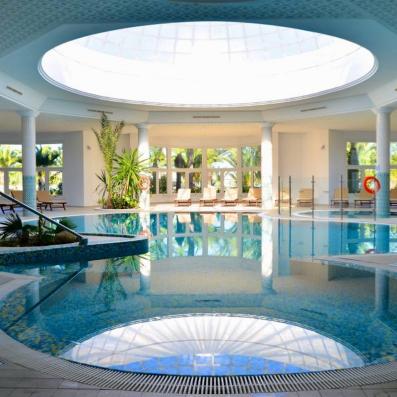piscine intérieure