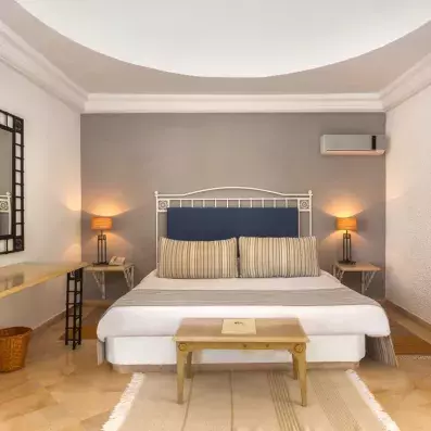 chambre bleu et beige