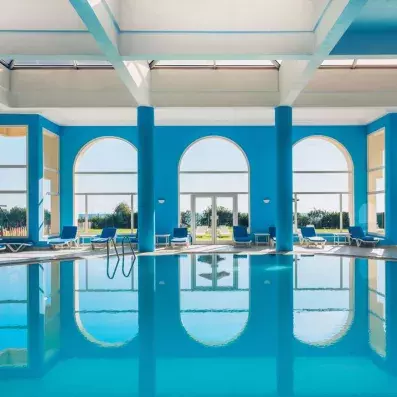 piscine intérieure