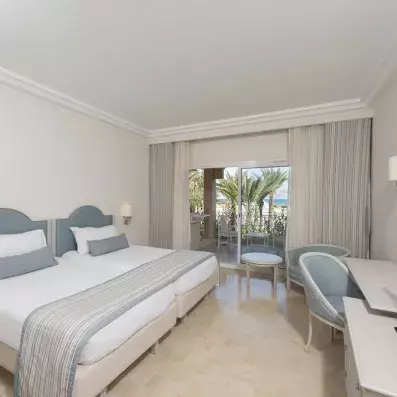 chambre vue vers l'extérieur