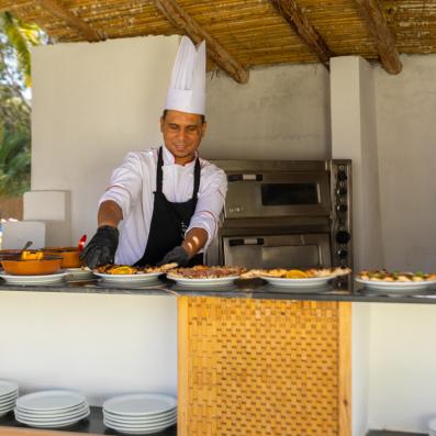 chef cuisinier buffet extérieur