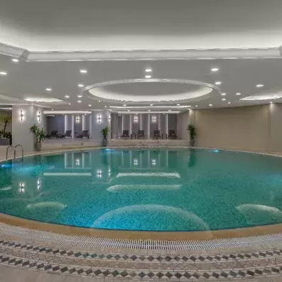 piscine intérieure