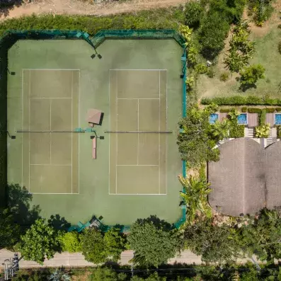 terrain de tennis