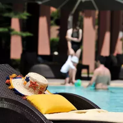 piscines avec transat