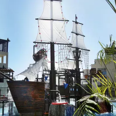 bateau pataugeoire enfants