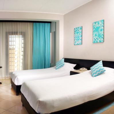 chambre ton bleu lits jumeaux