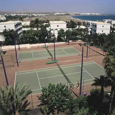 terrain de tennis