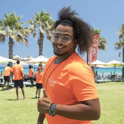 animateur tee shirt orange