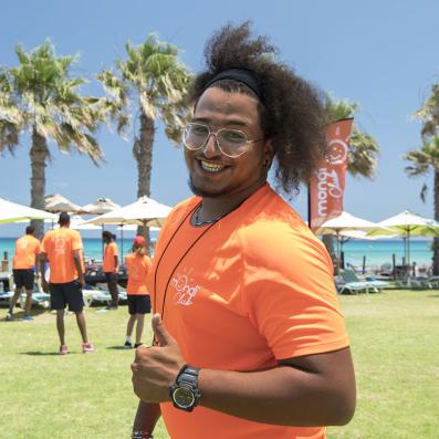 animateur tee shirt orange