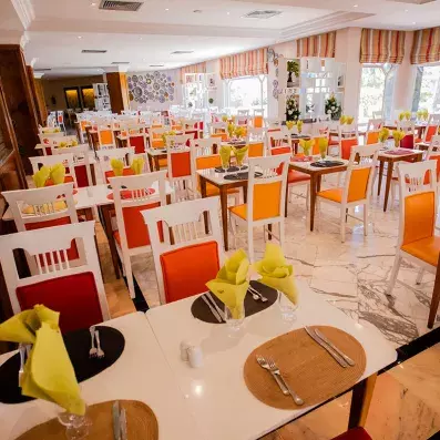 restaurant principal intérieur