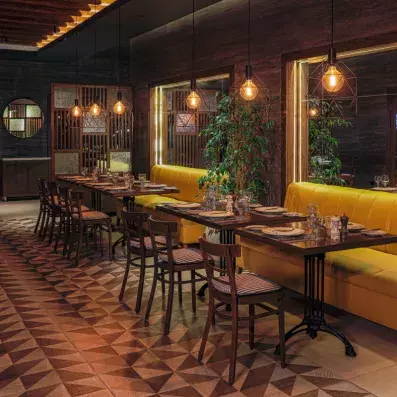 restaurant banquette jaune