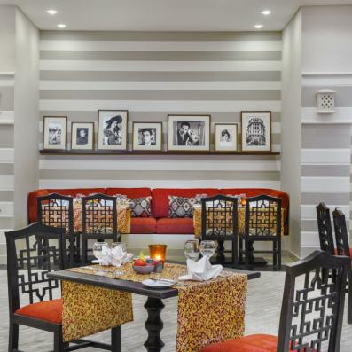 restaurant fauteuil rouge