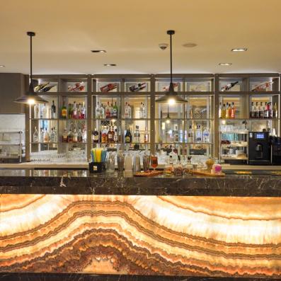 lobby bar